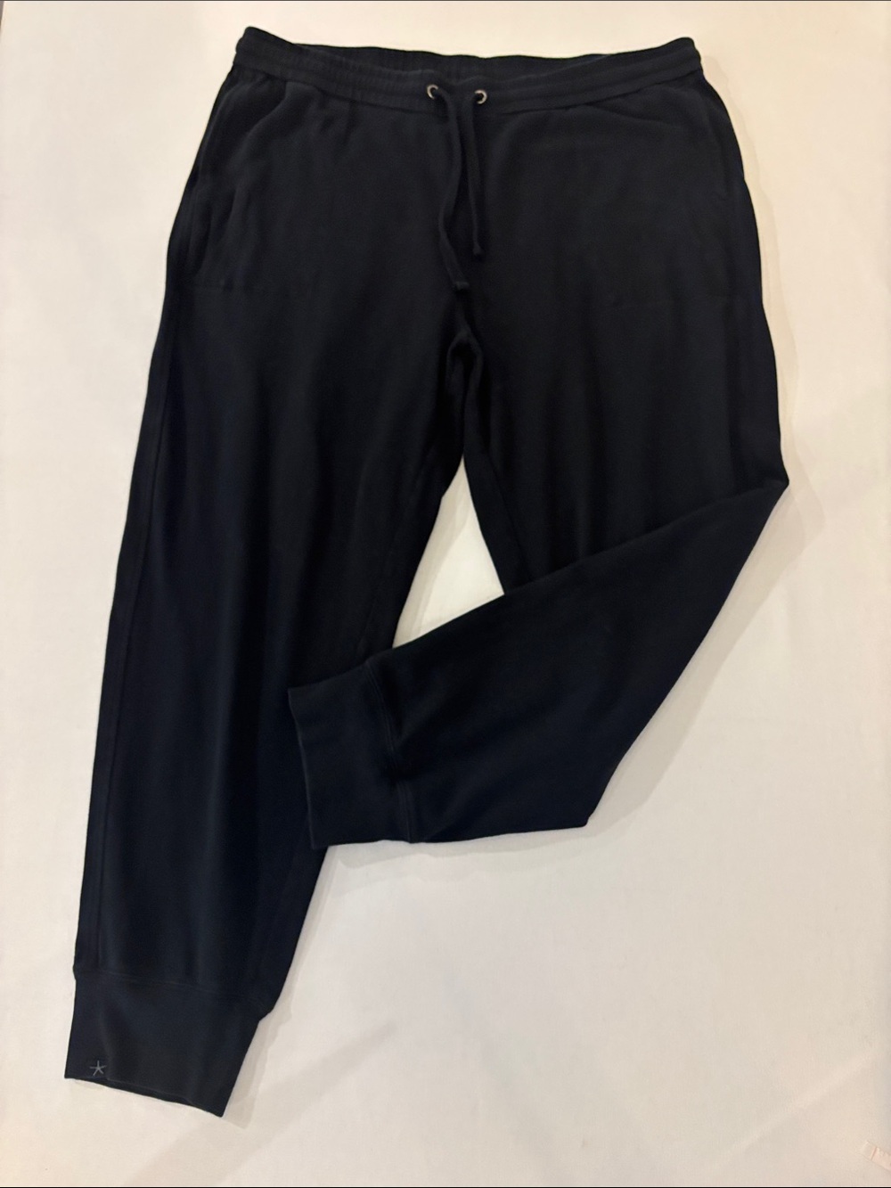 Barefoot Dreams Women’s Black cotton Joggers - Lightweight Sweatpants . XL